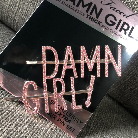 Too Faced Damn Girl! Rhinestone Hair Pins - Picture 14 of 15